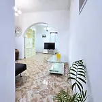 Emelina شقة *